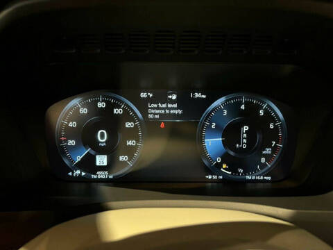 2022 Volvo XC90 T6 Inscription 7-Passenger