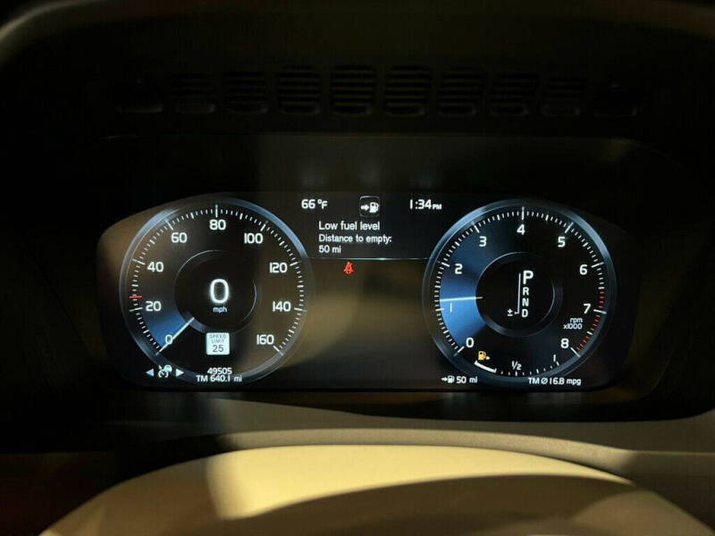 2022 Volvo XC90 T6 Inscription 7-Passenger