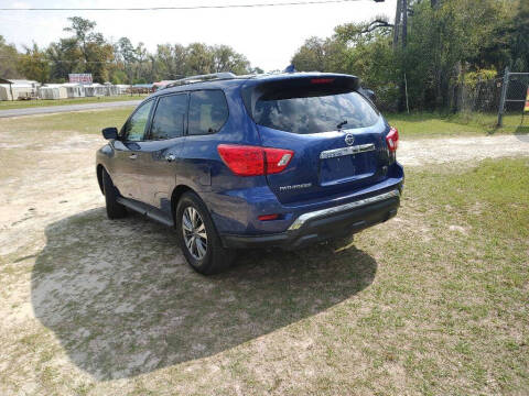 2019 Nissan Pathfinder S