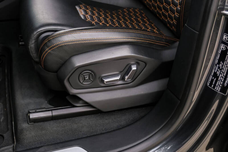 2020 Lamborghini Urus