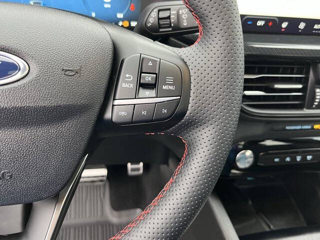 2023 Ford Escape ST-Line Select