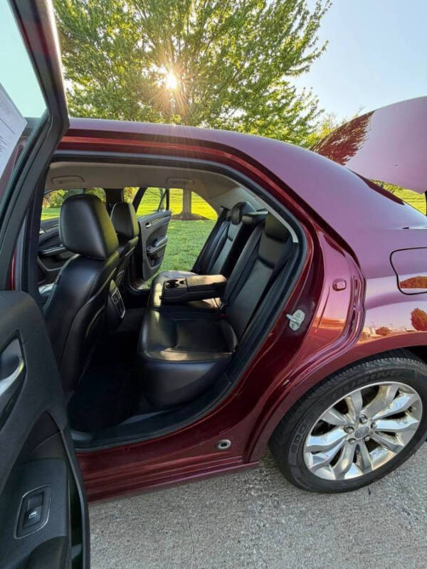 2016 Chrysler 300 Limited
