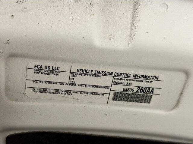 2024 Chrysler Pacifica Plug-In Hybrid Select