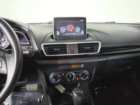2016 Mazda MAZDA3 i Touring