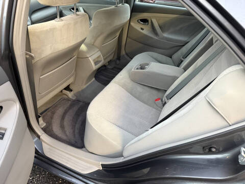 2011 Toyota Camry LE