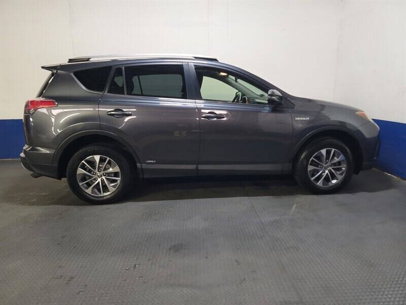 2016 Toyota RAV4 Hybrid XLE