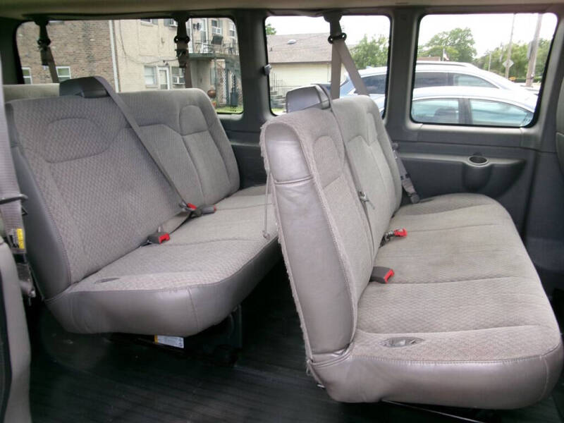 2021 Chevrolet Express LS 3500