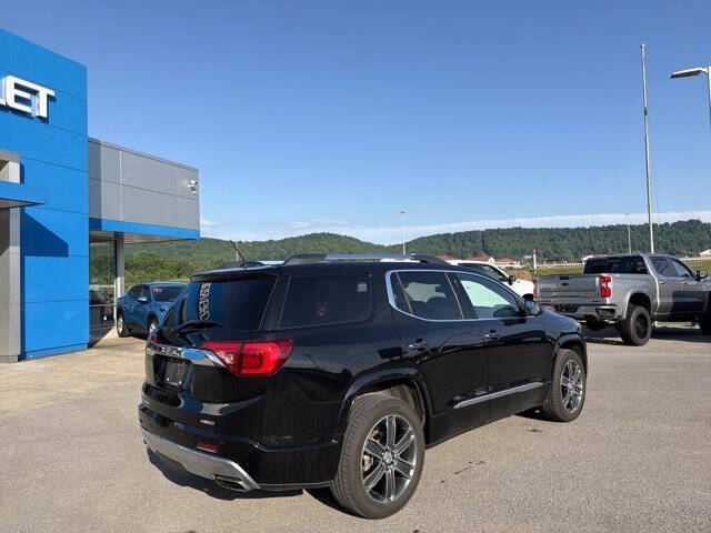 2019 GMC Acadia Denali