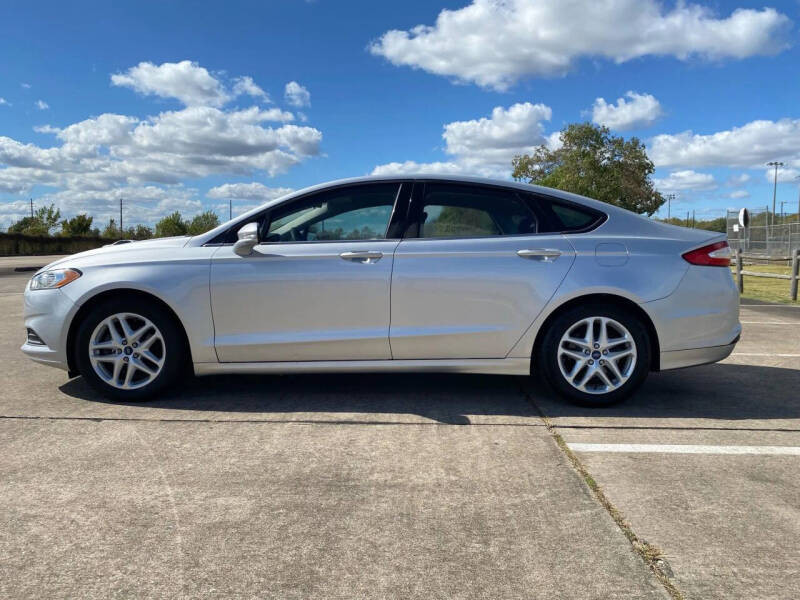 2013 Ford Fusion SE