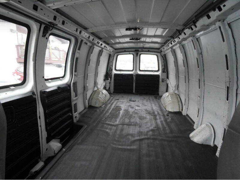 2016 Chevrolet Express 2500