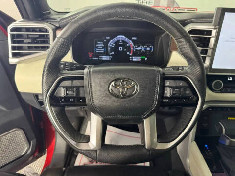 2023 Toyota Sequoia Capstone