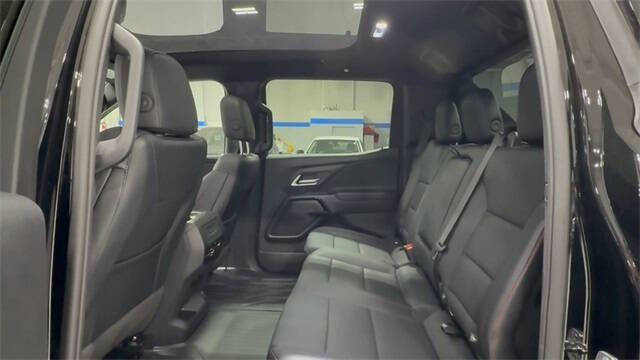 2025 Chevrolet Silverado EV RST