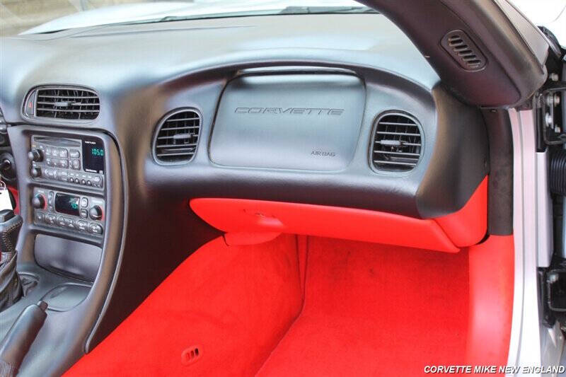 2001 Chevrolet Corvette 106