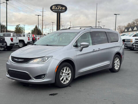 2020 Chrysler Pacifica Touring L