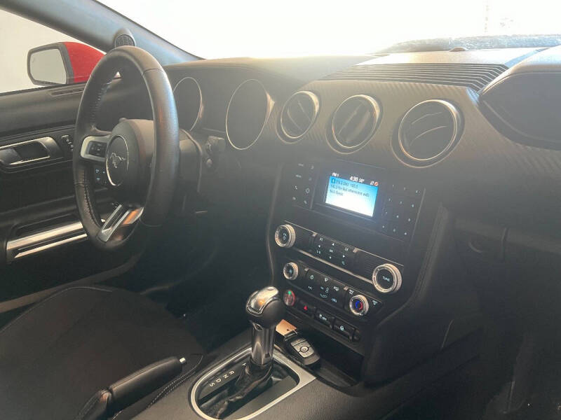 2022 Ford Mustang EcoBoost