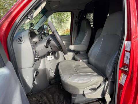 2005 Ford E-Series E-350 SD