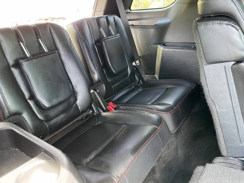 2017 Ford Explorer Sport