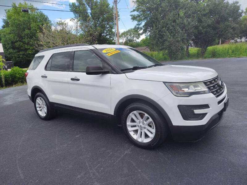 2016 Ford Explorer