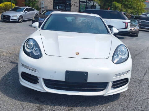 2016 Porsche Panamera