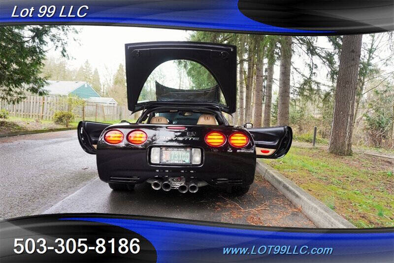 2004 Chevrolet Corvette