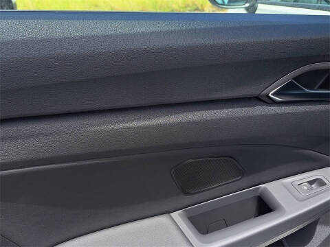 2025 Volkswagen Golf GTI SE