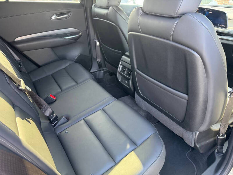 2025 Cadillac XT4 Premium Luxury