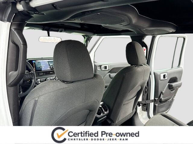 2024 Jeep Gladiator Sport