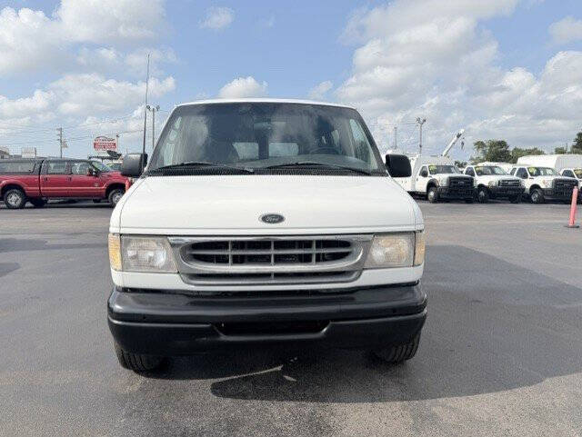 2001 Ford E-Series