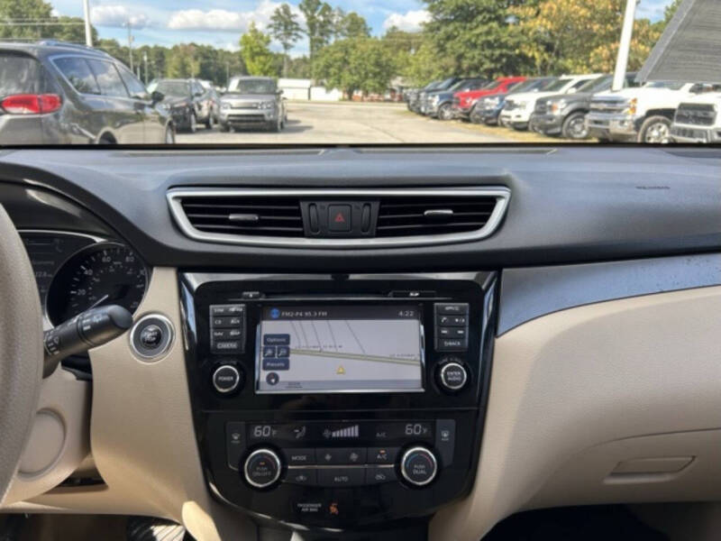 2015 Nissan Rogue SV