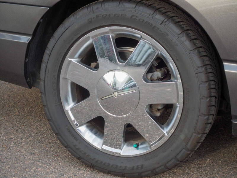 2003 Ford Thunderbird