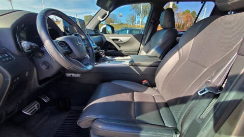 2024 Lexus LX 600 F SPORT Handling