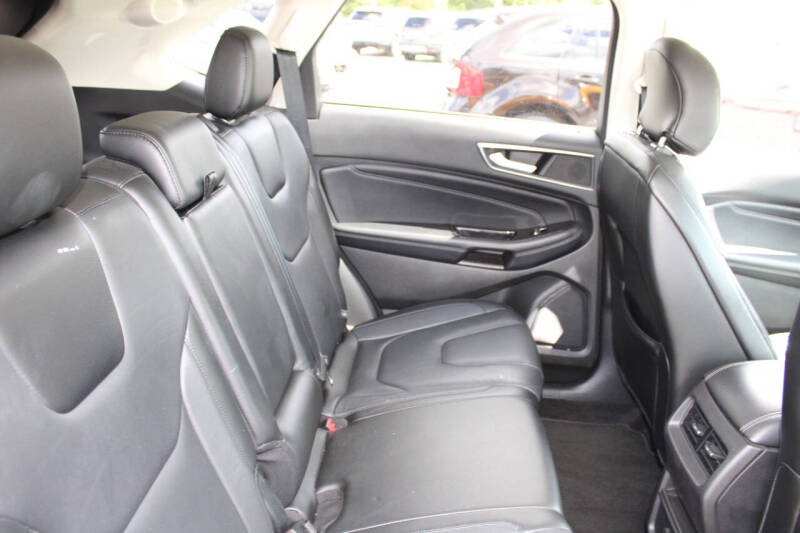 2016 Ford Edge Titanium