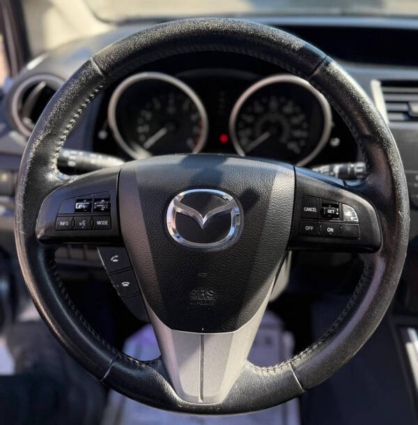 2012 Mazda MAZDA5 Touring