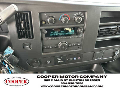 2025 Chevrolet Express LS 3500