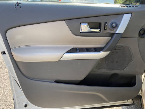 2013 Ford Edge SE