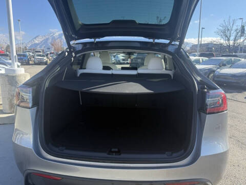 2024 Tesla Model Y Performance