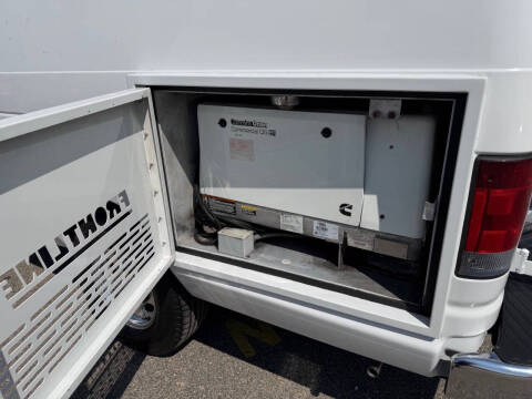 2011 Ford E-Series E-350 SD