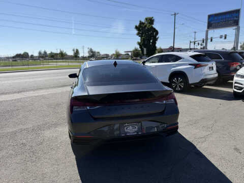 2023 Hyundai Elantra