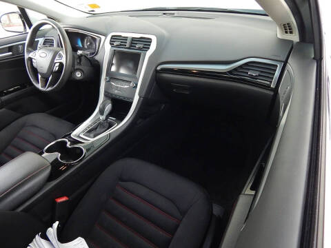 2014 Ford Fusion Hybrid SE