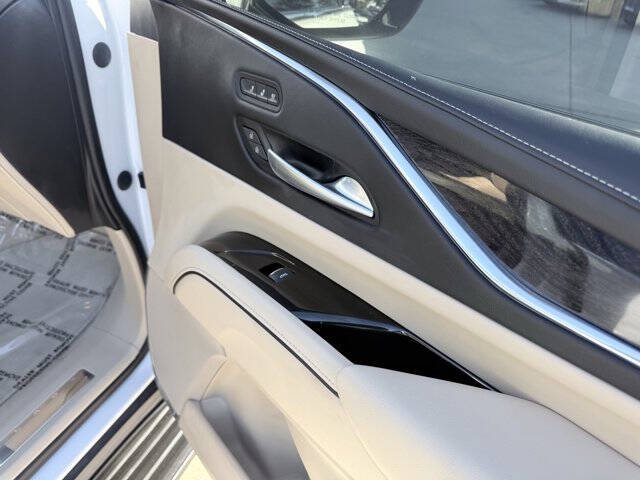 2023 Cadillac Escalade Premium Luxury