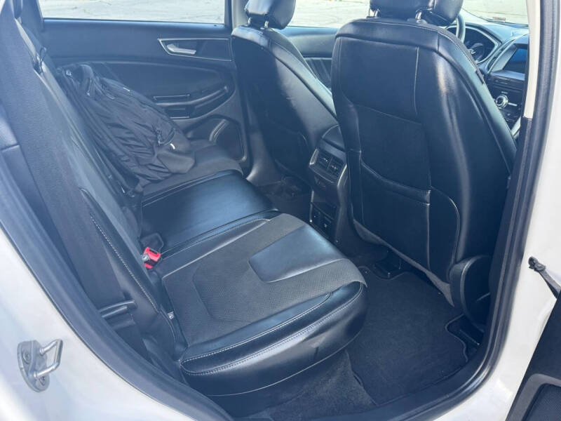 2017 Ford Edge Sport