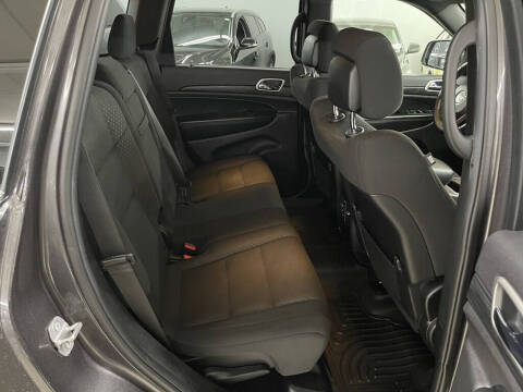 2019 Jeep Grand Cherokee Laredo