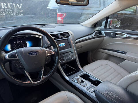 2018 Ford Fusion Energi SE Luxury