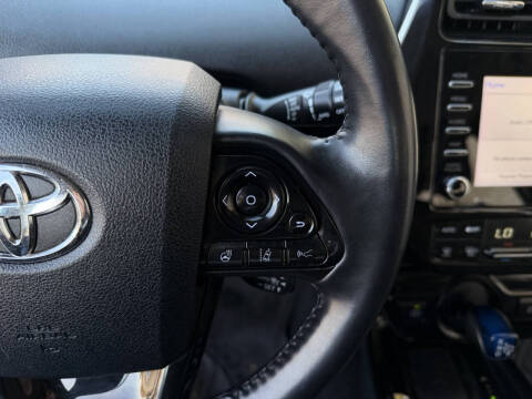 2021 Toyota Prius XLE