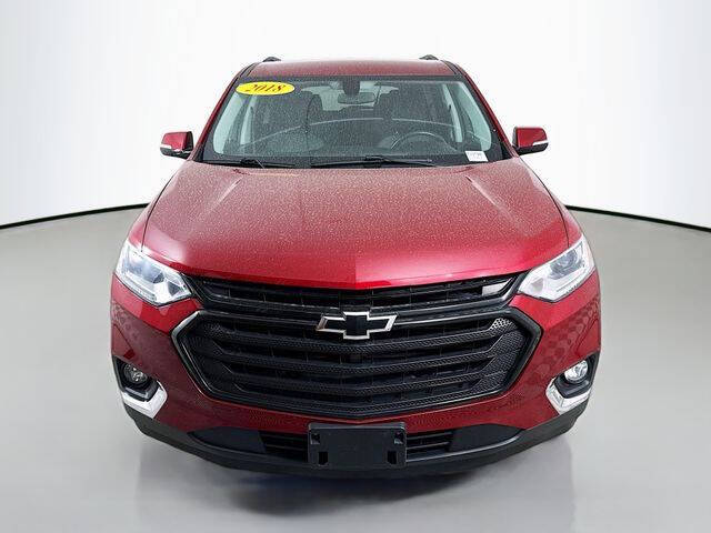 Used 2018 Chevrolet Traverse 1LT with VIN 1GNERGKW8JJ143965 for sale in Bloomington, IL