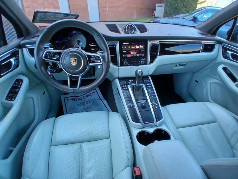 2017 Porsche Macan S