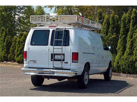 2013 Ford E-Series E-350 SD