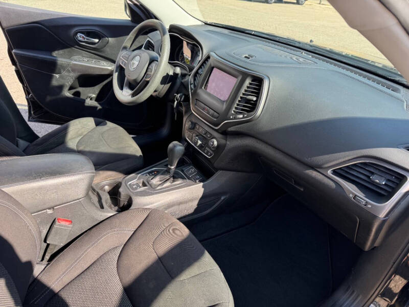 2021 Jeep Cherokee Latitude