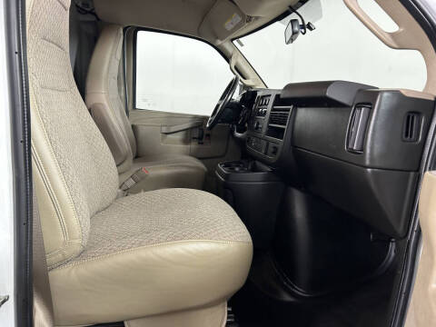 2021 Chevrolet Express 2500