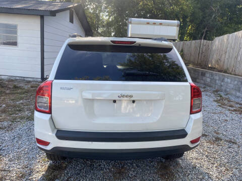 2011 Jeep Compass Sport